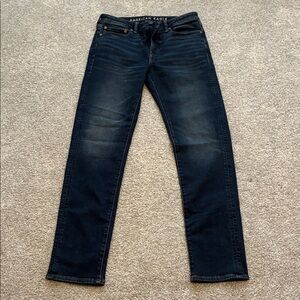 American Eagle Outfitters Men's Deep Indigo Jeans